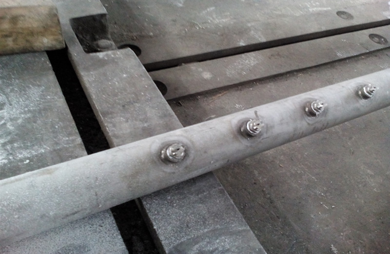on pipe.jpg